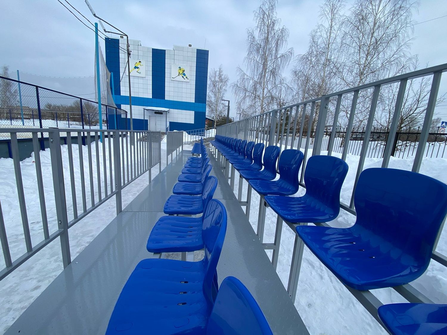 Вчера новинка – сегодня украшение Спортивного комплекса «Факел»